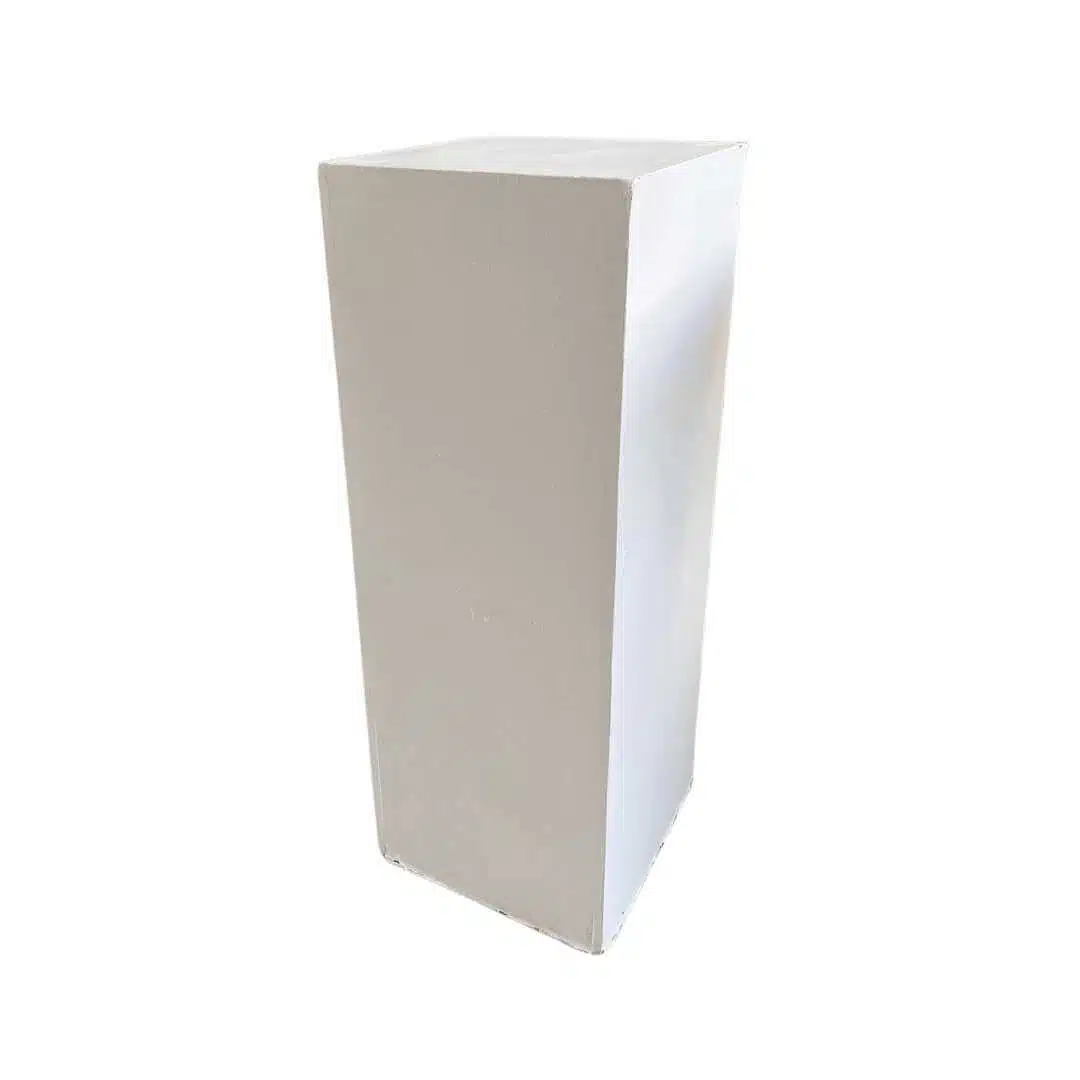 Smooth White Plinth Low (40cm x 90cm)